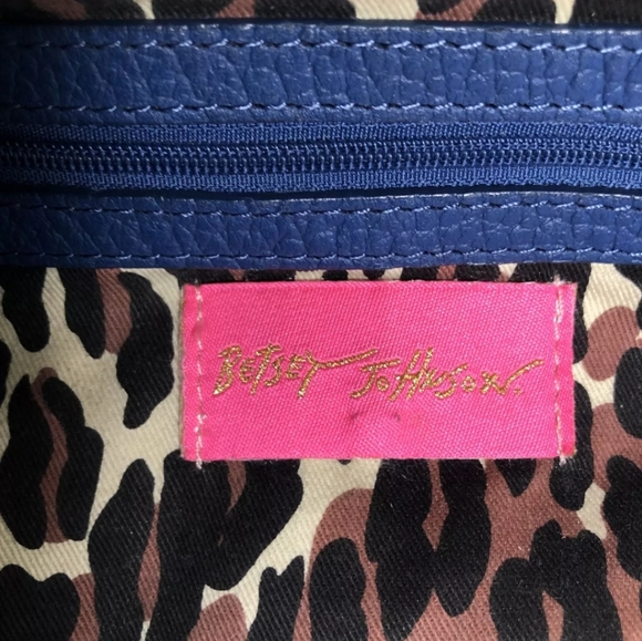 Sold - Picture 5 of 10